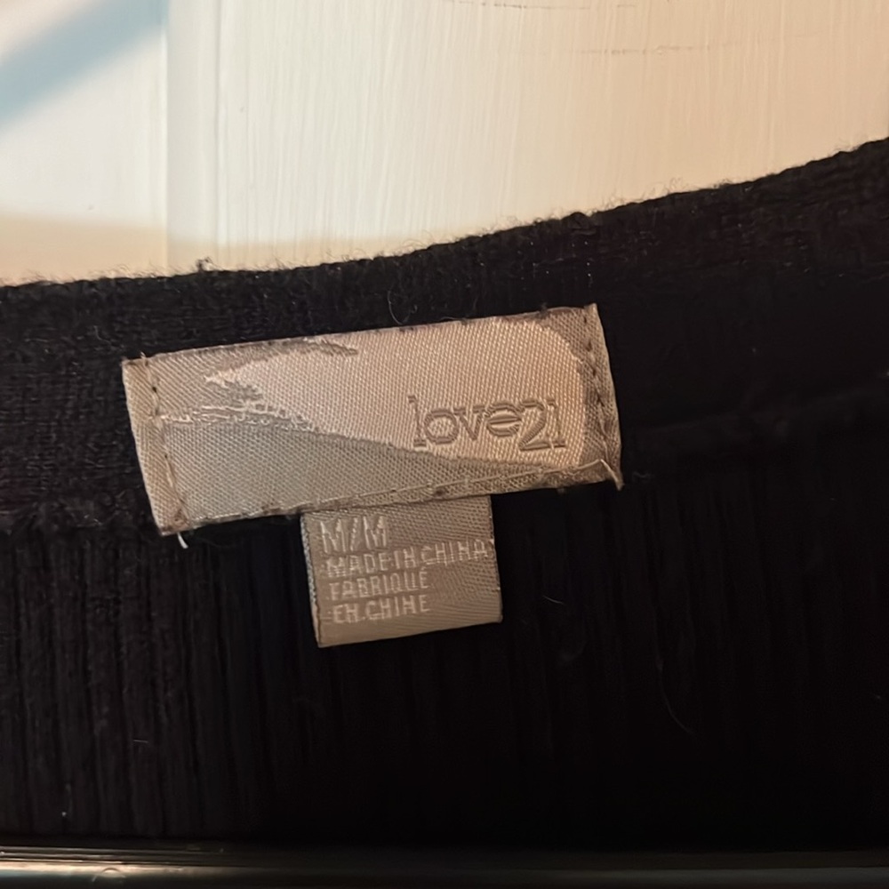 Cardigan - Picture 5 of 7